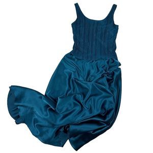 Cachet Teal Plisse Top Satin Formal Gown Dress Long Sleeveless Size 6 Zip Back